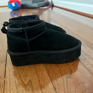 Women’s platform mini boots